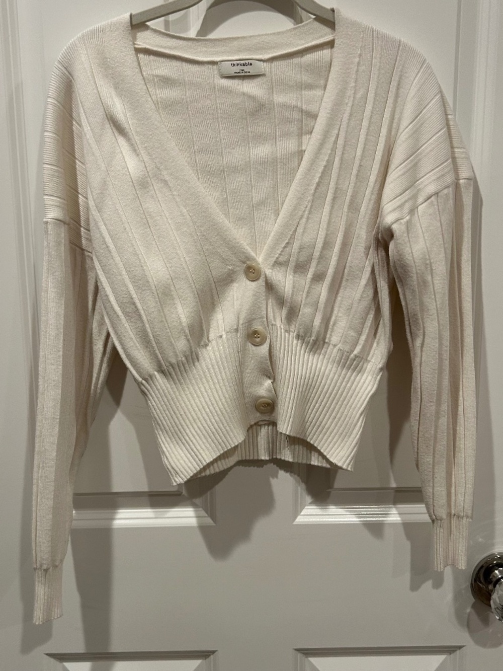 Thinkable Cream Ribbed Knit Cropped Button Front Cardigan One Size